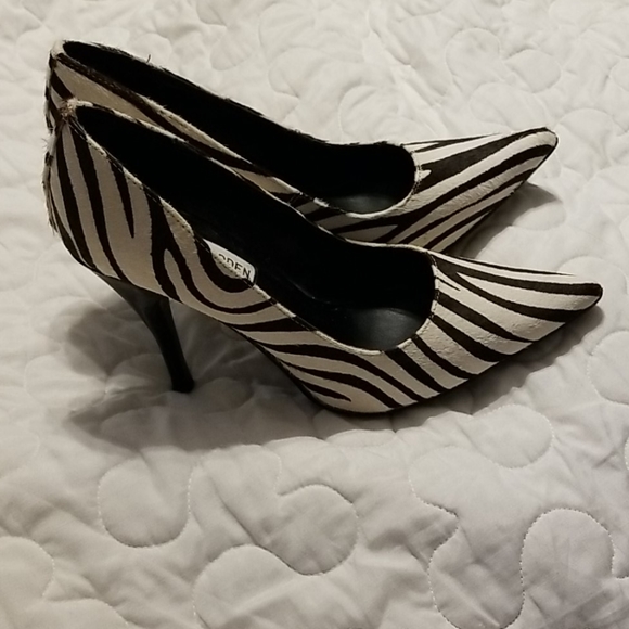 Zebra Print Heels - Picture 2 of 5